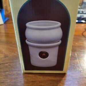 THE SPICE HUNTER, POTPOURRI POT BRAND NEW IN BOX.